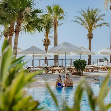 Golden Coast Beach Hotel-3
